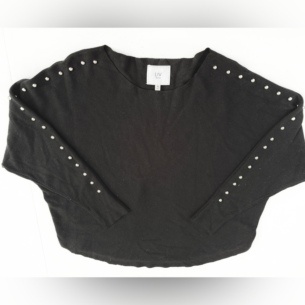 LIV MILANO Batwing Sleeve Loose Style Sweater Size XL with Pearl Accents